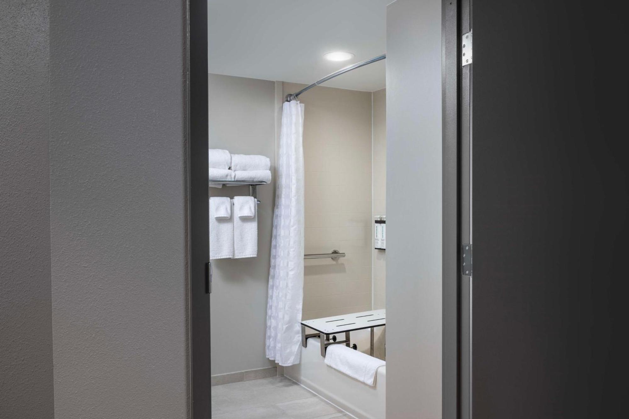 Hyatt Place Detroit/Utica Eksteriør billede