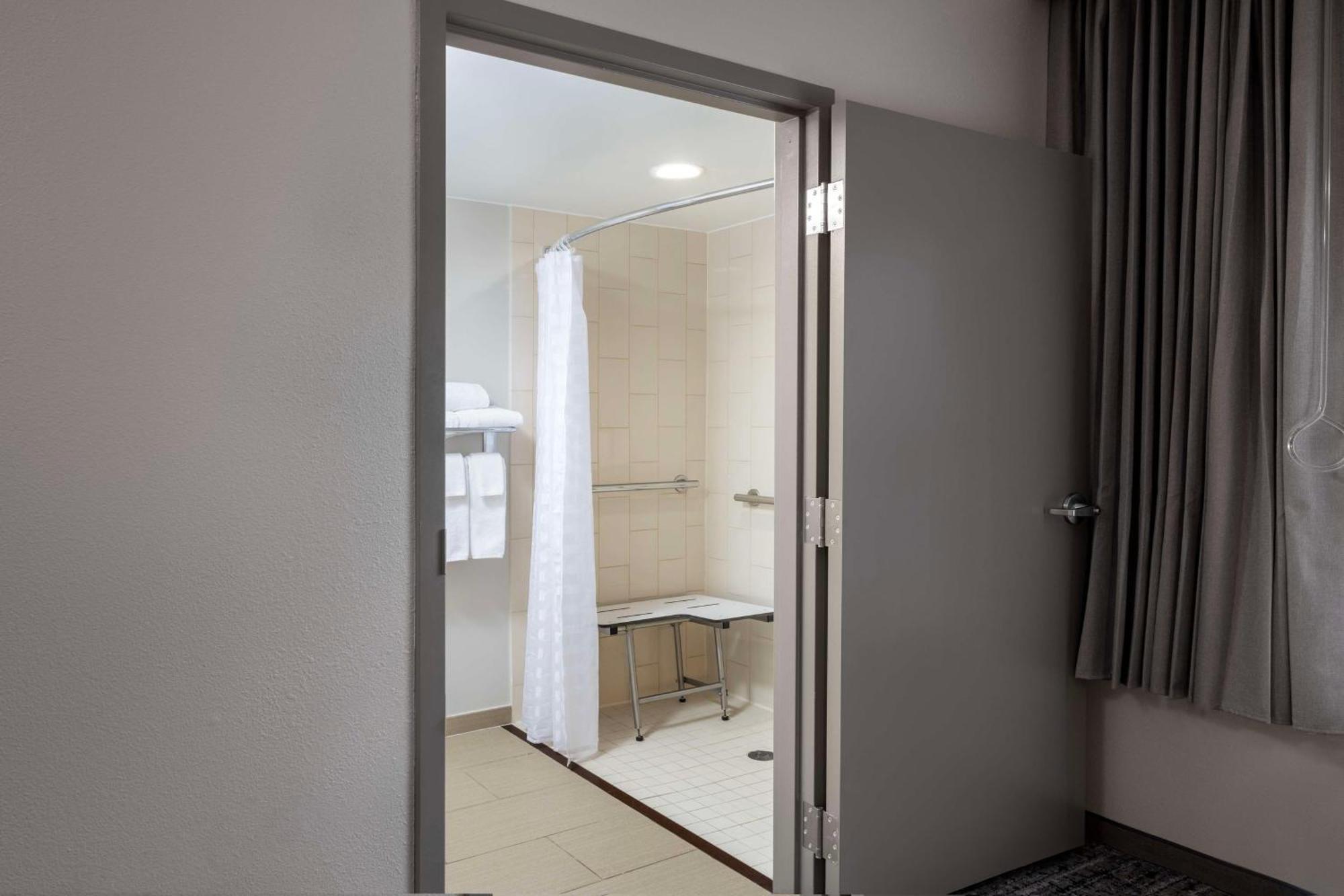 Hyatt Place Detroit/Utica Eksteriør billede